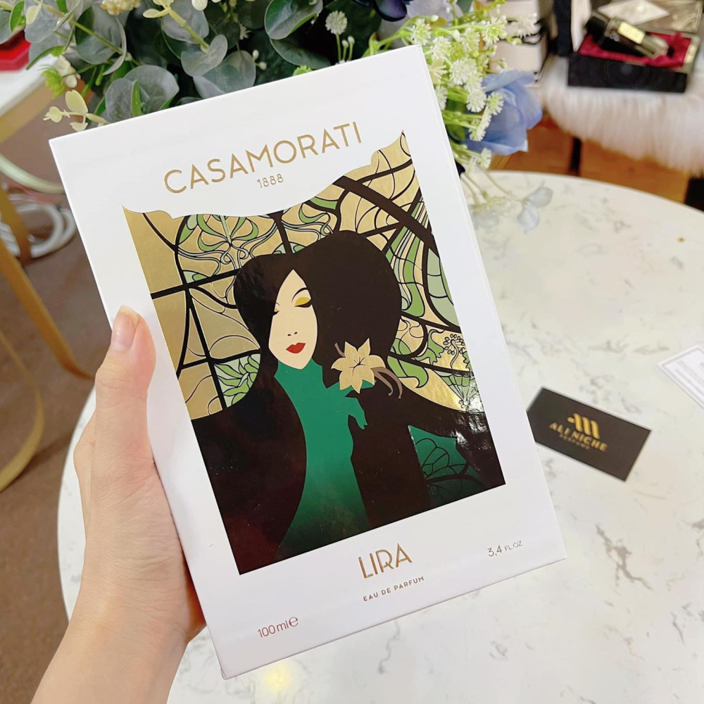 Mùi hương Xerjoff Casamorati Lira với cam Bergamot, hoa nhài và caramen quyến rũ