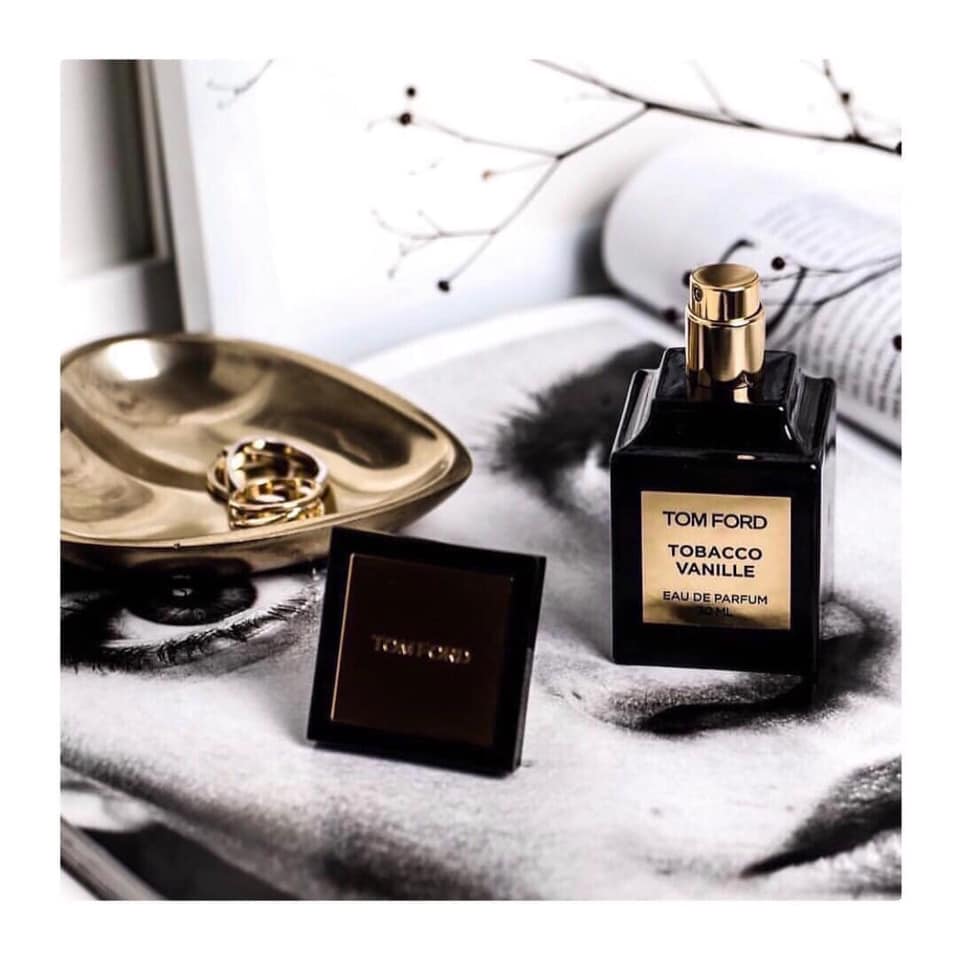 TF Tobacco Vanille EDP là sự lựa chọn không giới tính, hoàn hảo cho cả quý ông và quý cô