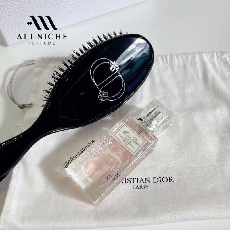 Set Gift Miss Dior Hair Mist 30ml + Lược Dior