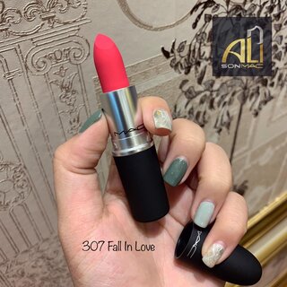 Son MAC Locked Kiss 24h Lipstick 