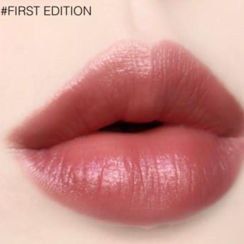 Thumb Bobbi Brown Luxe Defining Lipstick