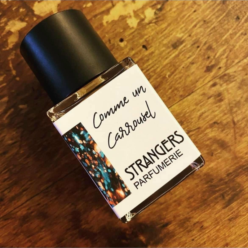 Thumb Comme Un Carrousel Strangers Parfumerie