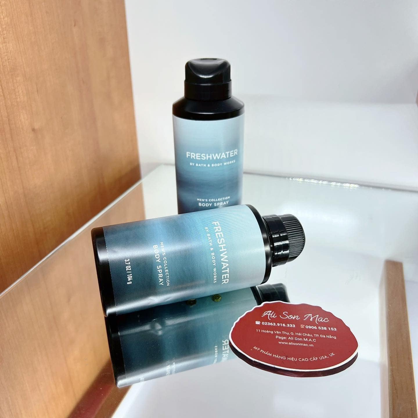 Thumb Xịt khử mùi toàn thân nam Freshwater - Bath and Body Works 104g