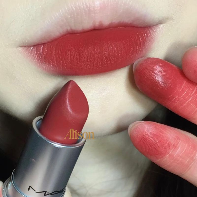 Thumb Son MAC Ximal Silky Matte Lipstick Valentine's Day Limited Edition