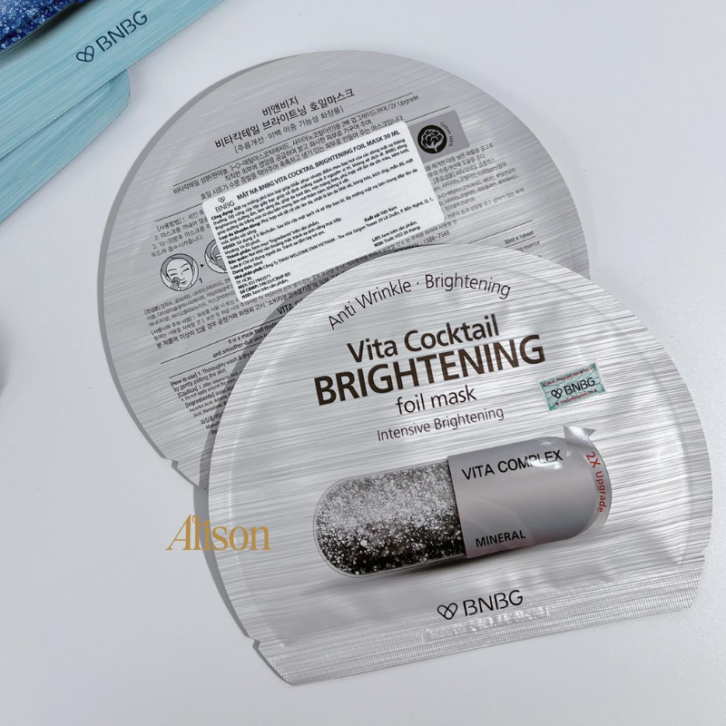Mặt Nạ Hỗ Trợ Sáng Da BNBG Vita Cocktail Brightening Foil Mask