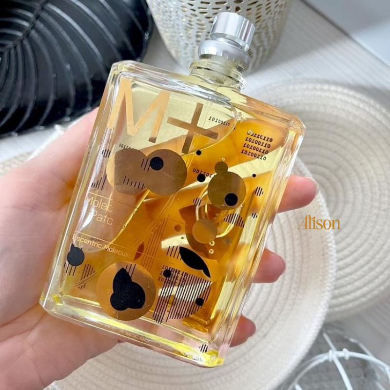 Thumb Escentric Molecules Molecule 01 + Patchouli EDT