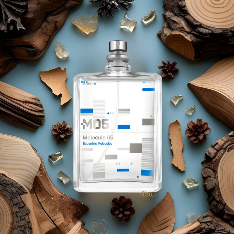 Thumb Escentric Molecules M05 EDT