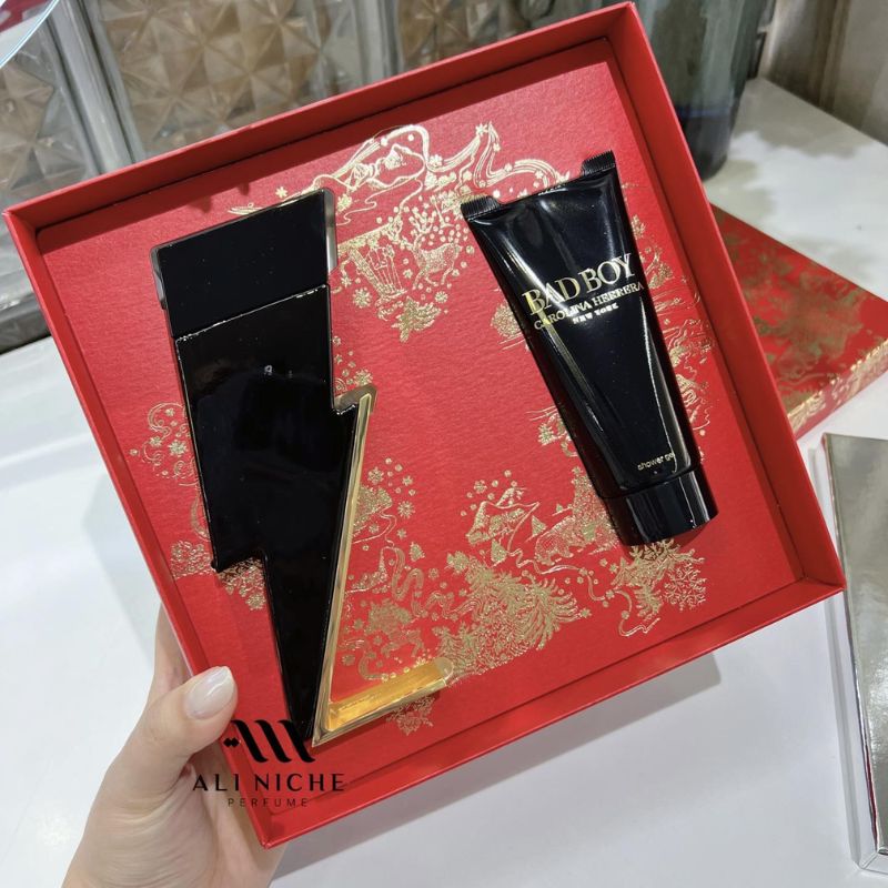 SET Carolina Herrera Bad Boy EDT 100ml + Shower Gel 100ml