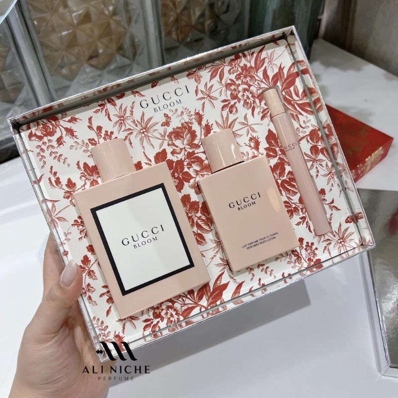 SET Gucci Bloom EDP 100ml + Body Lotion 100ml + EDP 10ml