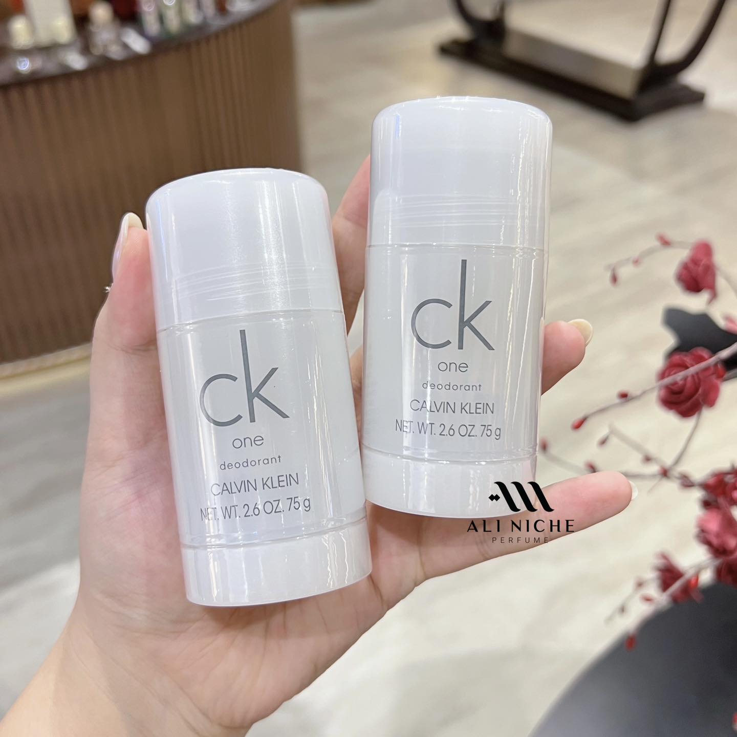 Lăn Khử Mùi CK One 75g