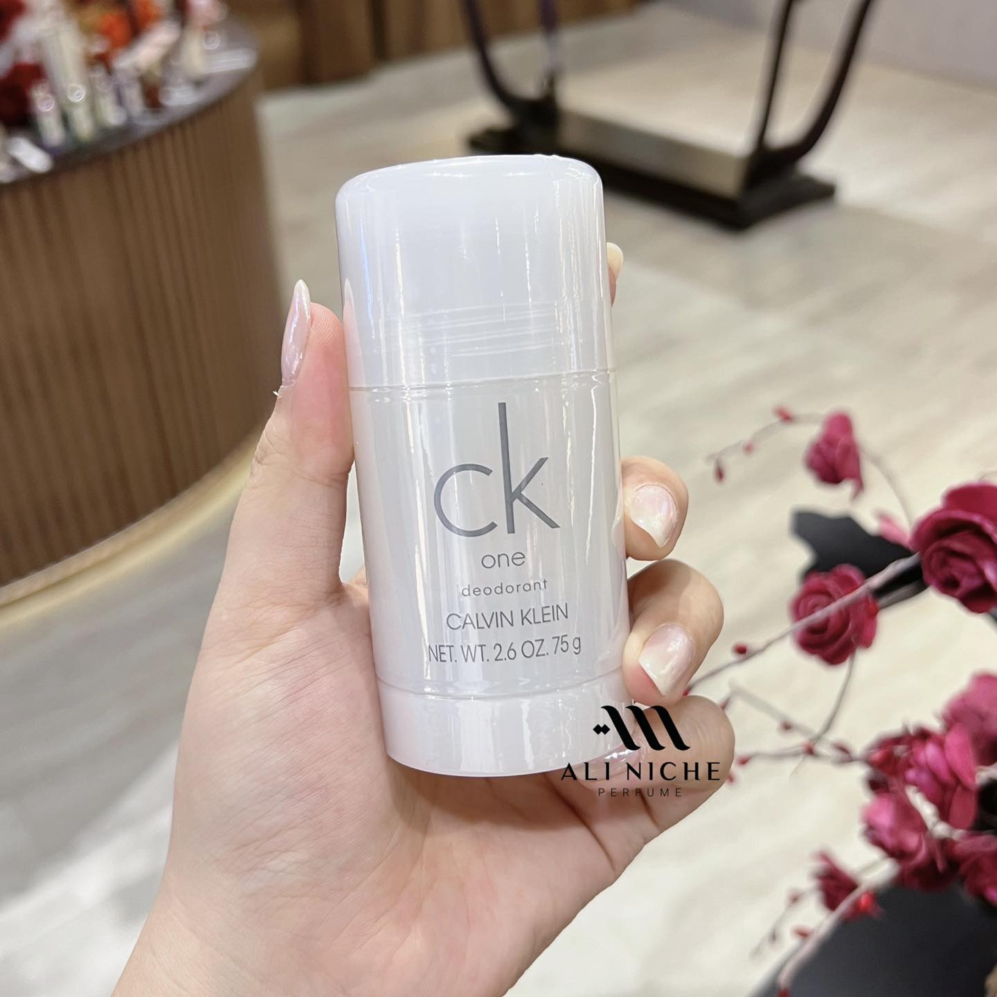Thumb Lăn Khử Mùi CK One 75g