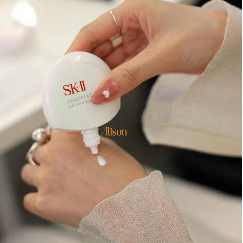 Thumb Kem Chống Nắng SK-II Genoptics Airy UV Cream SPF50+/PA++++